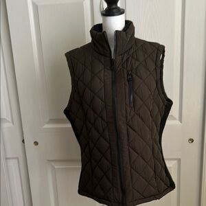 Quilted Olive Green/Blk Vest